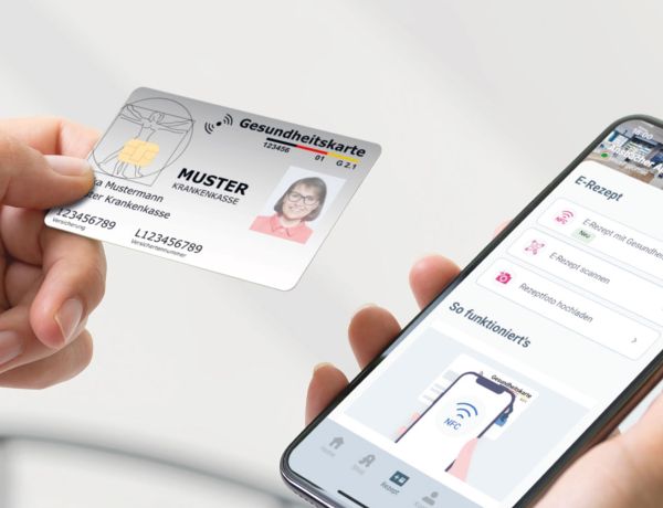 Handy mit E-Rezept App und Gesundheitskarte